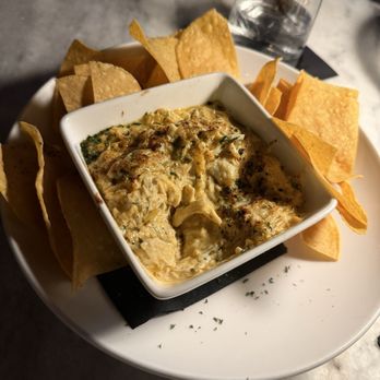 Fumée  - Crab Dip - Cocktail Bars Near Me - Charlotte, North Carolina
