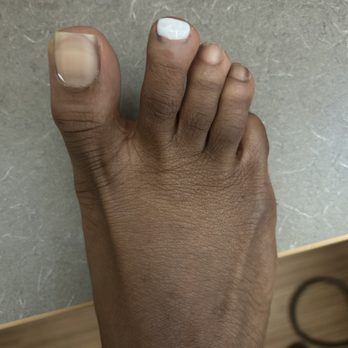 Grand Lux Nail Lounge - This happened less than a week after I got them done, simply unacceptable. - Eyelash Service Near Me - Houston, Texas Grand Lux Nail Lounge - This happened less than a week after I got them done, simply unacceptable. - Eyelash Service Near Me - Houston, Texas