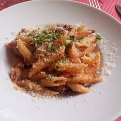 Le Tiramisu - Penne à la Bolognaise