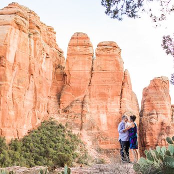 Sedona Bride Photographers - Session Photography Near Me - Sedona, Arizona Sedona Bride Photographers - Session Photography Near Me - Sedona, Arizona
