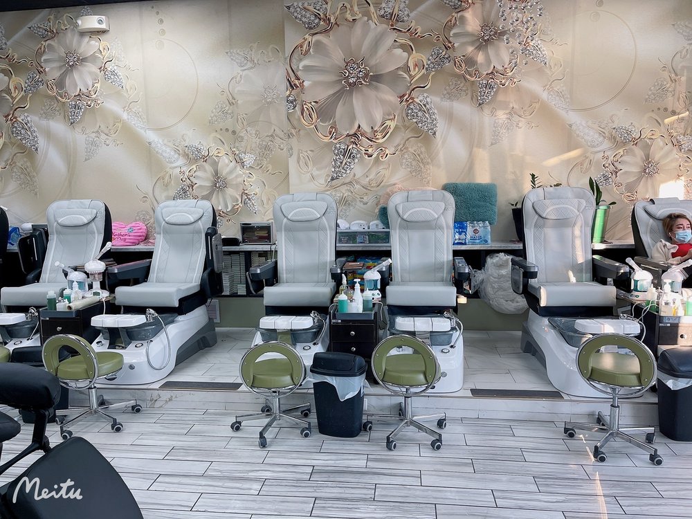 FASHION NAILS SPA Updated October 2024 273 Photos & 14 Reviews 714 Centre Of New England