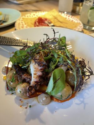 Barullo Taberna Española by null