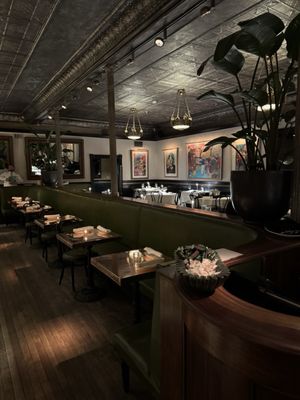 Lindey's by null