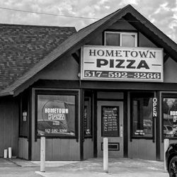 Hometown Pizza