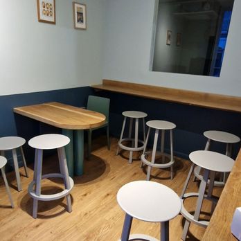 Miel Bakery - Quirky interior - Bakeries Near Me - London, XGL