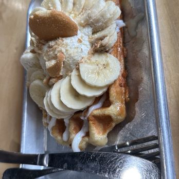 Waffle Love - Banana waffle so good - Waffles Near Me - Northridge, California Waffle Love - Banana waffle so good - Waffles Near Me - Northridge, California