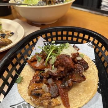Big Star - Lion's Mane Al Pastor Taco - Mexican Near Me - Chicago, Illinois