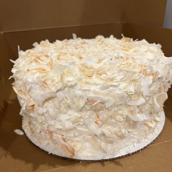 Sagato Bakery & Cafe - Haupia cake - Cafes Near Me - Midvale, Utah