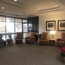 Avenues Surgical Center - Surgery waiting room