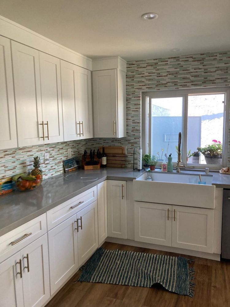 Slide of Dreamliner Construction