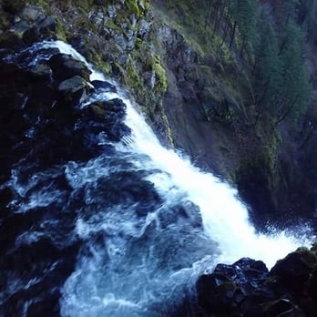 Multnomah Falls - Hiking Near Me - Bridal Veil, Oregon Multnomah Falls - Hiking Near Me - Bridal Veil, Oregon