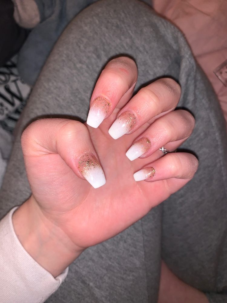 DIAMOND NAIL BAR Nail Salons 3910 Schofield Ave, Schofield, WI