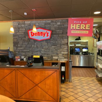 Denny's - Front - American Near Me - Brownsville, Texas
