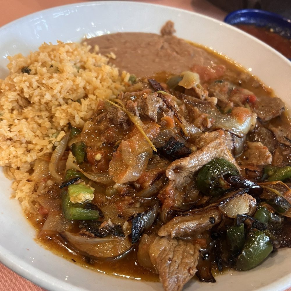 Esperanza's Restaurant & Bakery - Bistec Ranchero - Mexican Near Me - Fort Worth, Texas Esperanza's Restaurant & Bakery - Bistec Ranchero - Mexican Near Me - Fort Worth, Texas