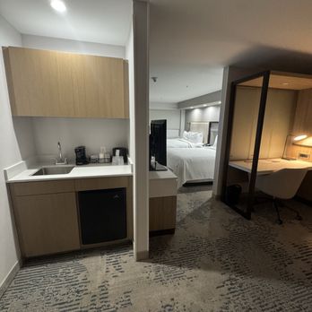 SpringHill Suites by Marriott Lancaster Palmdale - Kitchenette of a two queen standard suite - Hotels Near Me - Lancaster, California SpringHill Suites by Marriott Lancaster Palmdale - Kitchenette of a two queen standard suite - Hotels Near Me - Lancaster, California