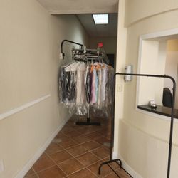 Orangelake Dry Cleaners