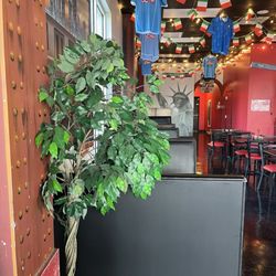 Times Square Pizzeria