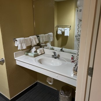 Super 8 by Wyndham Covington - Bathroom was big - Hotels Near Me - Covington, Louisiana Super 8 by Wyndham Covington - Bathroom was big - Hotels Near Me - Covington, Louisiana