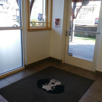 Frontier Veterinary Hospital - Front entry - Veterinarians Near Me - Hillsboro, Oregon Frontier Veterinary Hospital - Front entry - Veterinarians Near Me - Hillsboro, Oregon