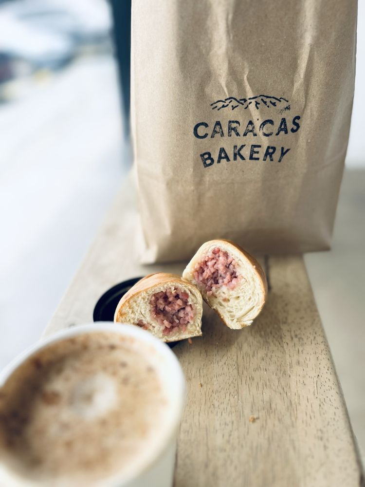 CARACAS BAKERY DORAL Updated November 2024 180 Photos & 85 Reviews
