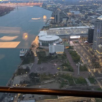 Highlands - Gorgeous view - New American Near Me - Detroit, Michigan