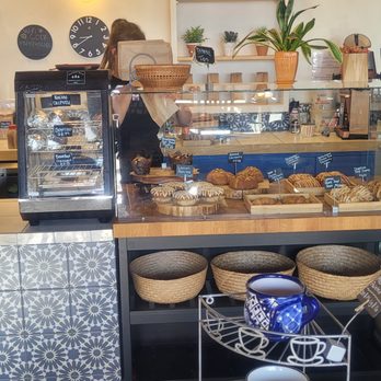 Looney Bean Coffee - Coffee & Tea Near Me - Mammoth Lakes, California Looney Bean Coffee - Coffee & Tea Near Me - Mammoth Lakes, California