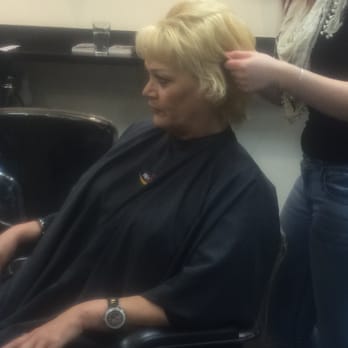 Hey Red! - Kat finishing up my mommy blow out - Hair Salons Near Me - Laurel, Maryland