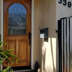 Unlock Mobile Locksmith Services - New decorative door handle and combined locking cylinder in Redondo Beach.