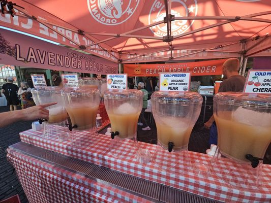 Tiny's Organic by null