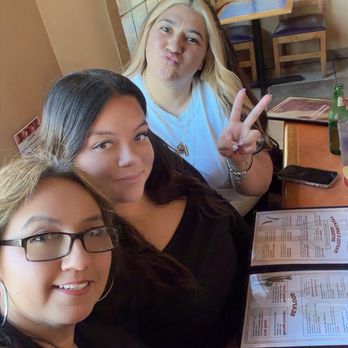 Manuel's Mexican Restaurant - My daughters n I - Mexican Near Me - Green Valley, Arizona