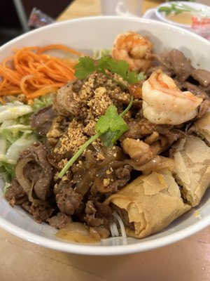 Pho Le by null