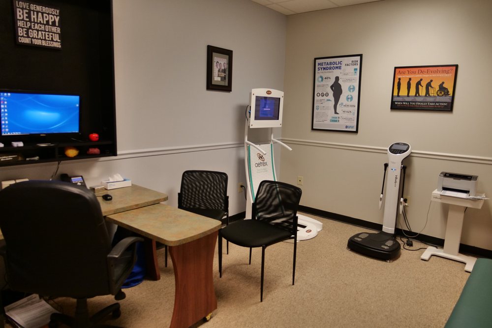 WELLNESS SOLUTION CENTERS 18 Photos 121 Friends Ln, Newtown, Pennsylvania Chiropractors