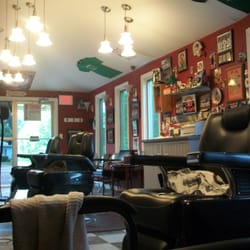Hoppi's Barber Shop