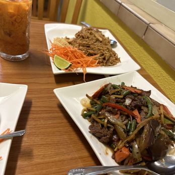 Simply Thai - Very Quick & Delicious ! #Pad Thai #Thai Chili And Basil - Thai Near Me - Elk Grove, California