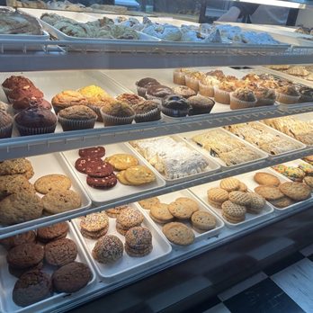Cinotti's Bakery & Deli - Bakeries Near Me - Jacksonville Beach, Florida