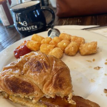 Brekkies - Breakfast & Brunch Near Me - Solvang, California Brekkies - Breakfast & Brunch Near Me - Solvang, California