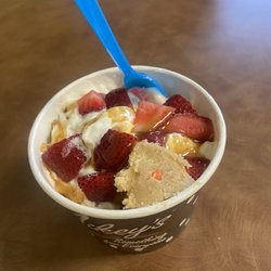 Mikey's Frozen Yogurt