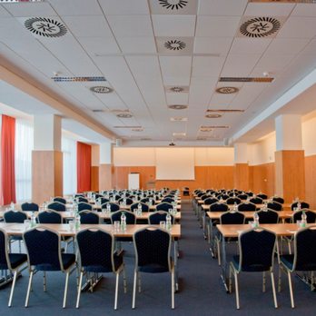 Avanti Hotel - Hotels Near Me - Brno, JM