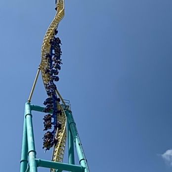 Cedar Point - Wicked Twister - Amusement Parks Near Me - Sandusky, Ohio Cedar Point - Wicked Twister - Amusement Parks Near Me - Sandusky, Ohio