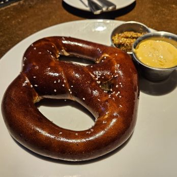 The Vig Arcadia - Pretzel - American Near Me - Phoenix, Arizona