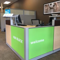 H&R Block - Reception Area