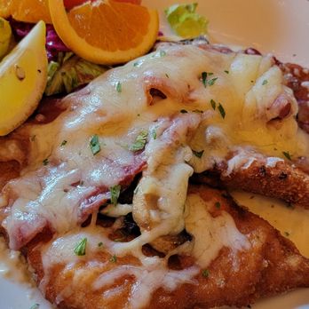 Alpine Chef Restaurant - German Near Me - Fredericksburg, Virginia