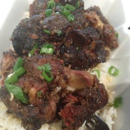 Smitty's Succulent Smoked Oxtails