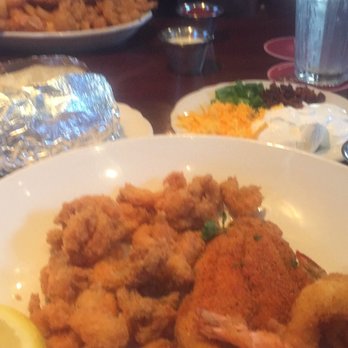 Pappadeaux Seafood Kitchen - Shrimp combination with crawfish - Seafood Near Me - Austin, Texas Pappadeaux Seafood Kitchen - Shrimp combination with crawfish - Seafood Near Me - Austin, Texas