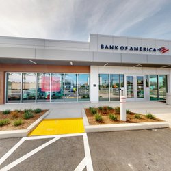 Bank of America Financial Center - Storefront