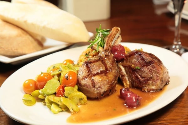 Lebanese Taverna by null