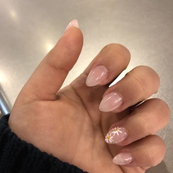 Sassy Nail Spa - Acrylics - Nail Salons Near Me - Oakland, California