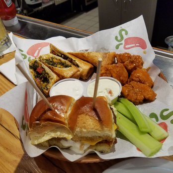 Chili's - (",) - Bars Near Me - Elizabeth, New Jersey Chili's - (",) - Bars Near Me - Elizabeth, New Jersey