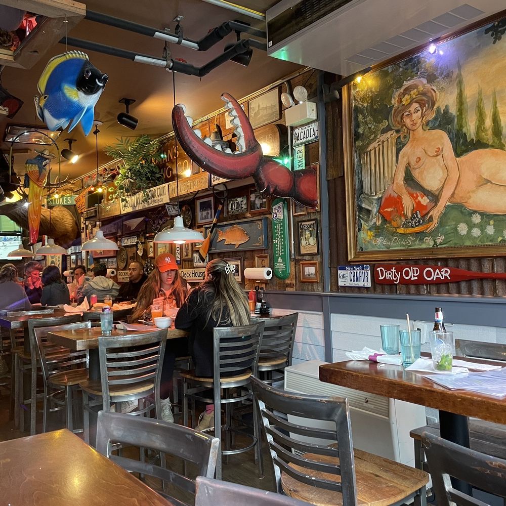 Geddy's - Indoor dining room - Seafood Near Me - Bar Harbor, Maine Geddy's - Indoor dining room - Seafood Near Me - Bar Harbor, Maine