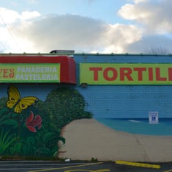 Los Reyes Tienda Y Carniceria